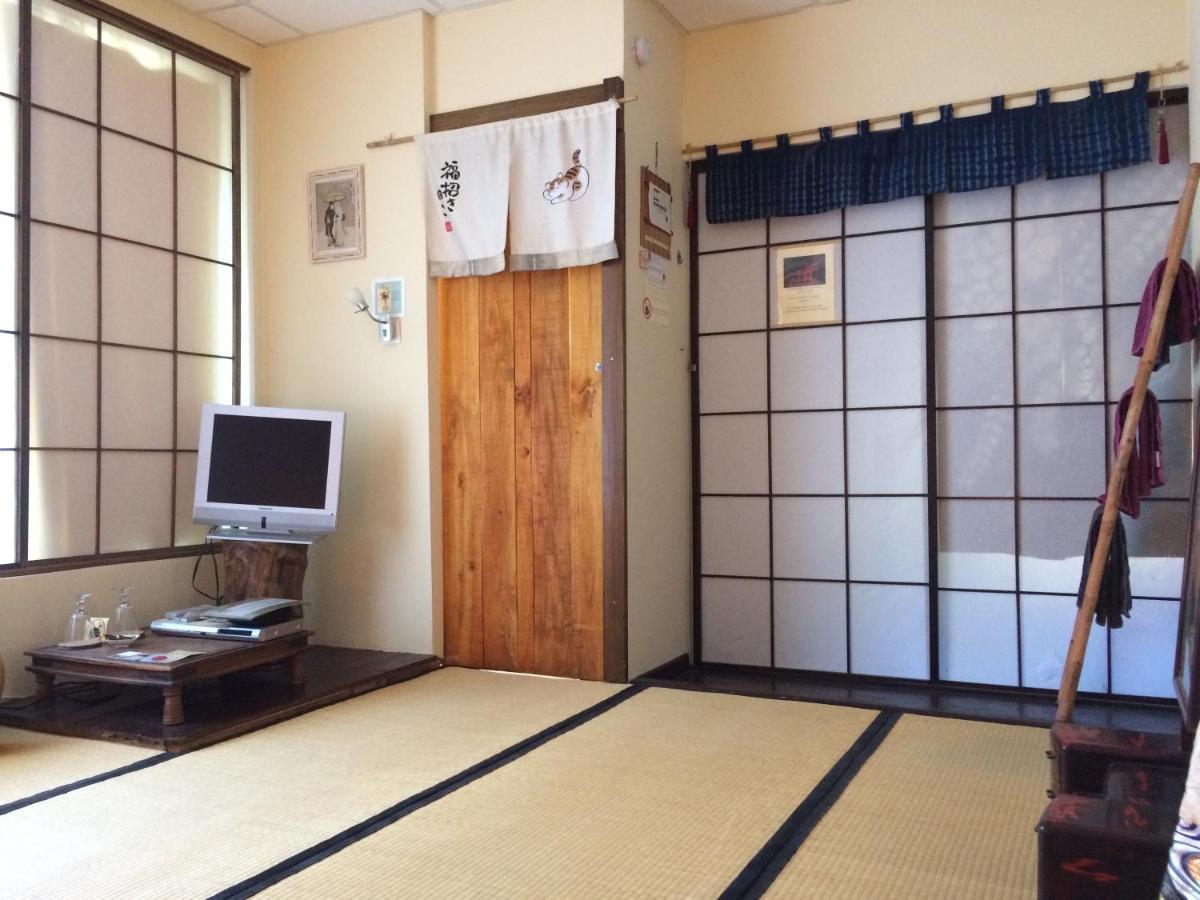 Minshuku Chambres D'Hotes Japonaises Thiers Zewnętrze zdjęcie